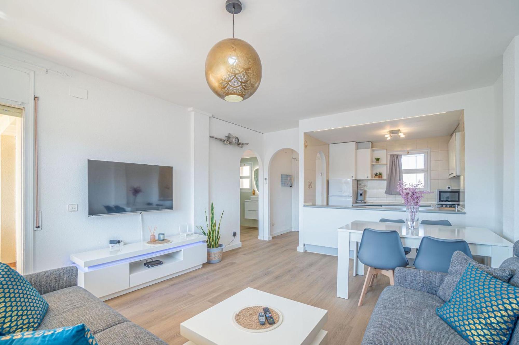 Milenial Immo With Parking In Appartement Roses